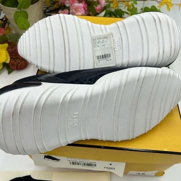Men's  Fendi unisex chunky Limited edition sneakers, size 7 fits 9 women’s - Picture 7 of 9